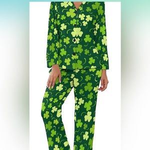 Shamrock Pajama Set Large NWOT